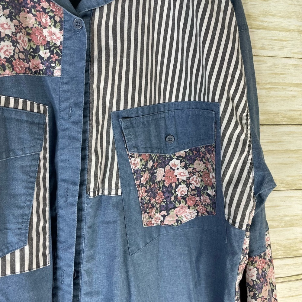 Vintage Chambray Floral Patchwork Button Down Lon… - image 6